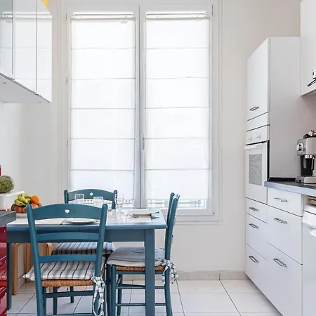 Apartment The Place To Be In