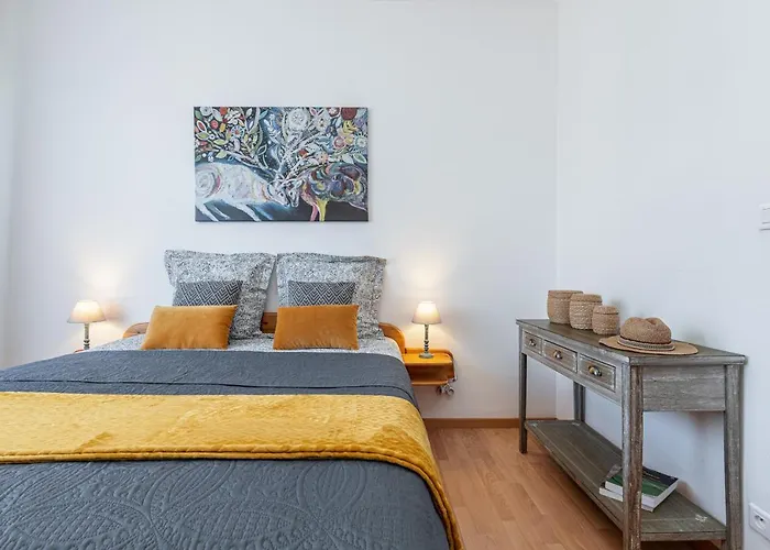 Apartment The Place To Be In